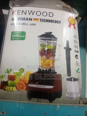 4 Litres Silver Crist and Ken Wood Blender