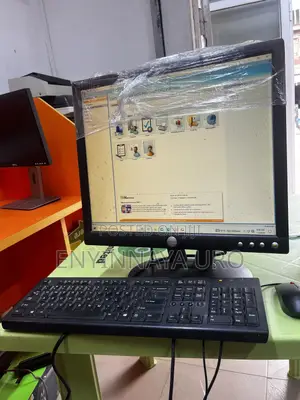 Desktop Computer Dell Vostro Mini 4GB Intel Core 2 Duo HDD 500GB