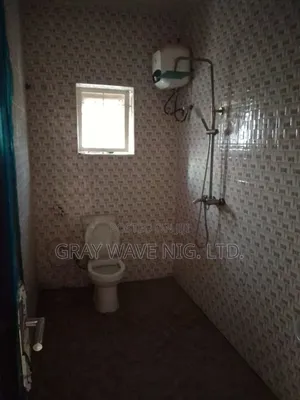 3bdrm Penthouse in Sabon Lugbe for rent