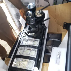2000watts 3eyes Solar Camera Lighting