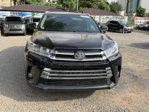Toyota Highlander 2016 Black