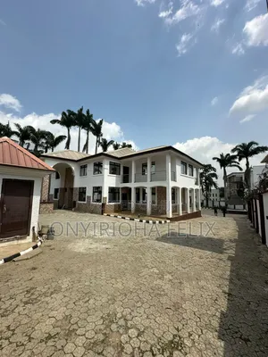 5bdrm Mansion in Maitama for rent