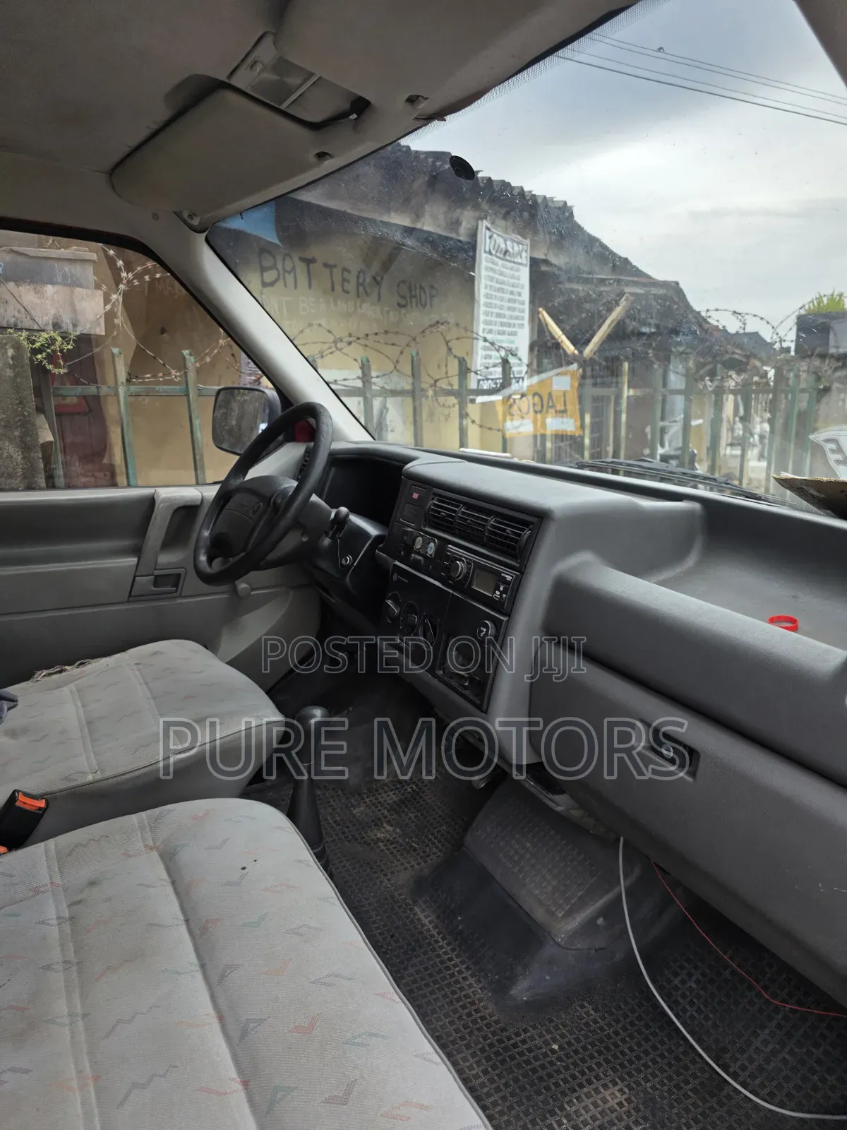 Volkswagen Transporter 1996 Red