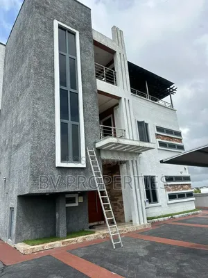 4bdrm Duplex in VGC / Ajah for rent