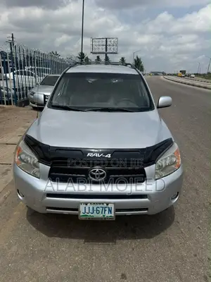 Toyota RAV4 2.4 2008 Silver