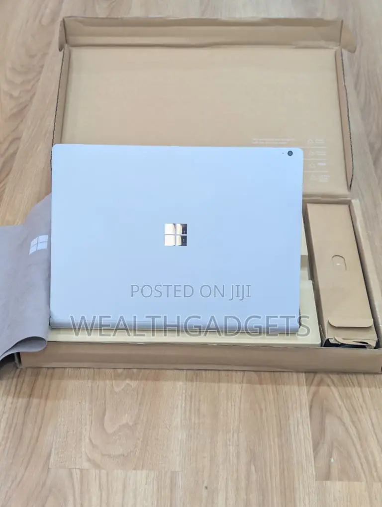 Laptop Microsoft Surface Book 3 32GB Intel Core i7 SSD 512GB