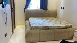 6x6 Orthopedic Mattress and Bedframe