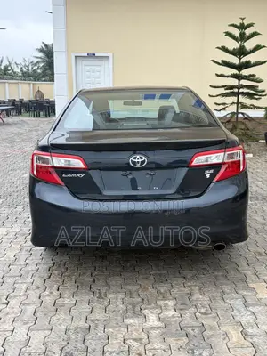 Toyota Camry SE 4dr Sedan (2.5L 4cyl 6A) 2014 Black