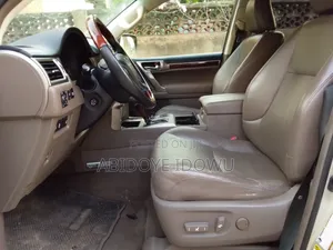 Lexus GX 2015 Gold