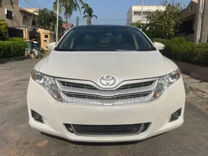 Toyota Venza XLE 4dr Wagon (3.5L 6cyl 6A) 2015 White
