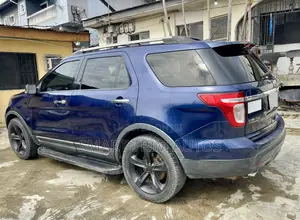 Ford Explorer Limited 4dr 4x4 (3.5L 6cyl 6A) 2012 Blue