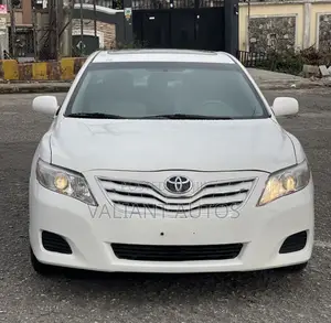 Toyota Camry 2010 White