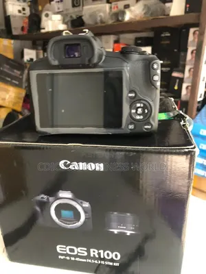 Canon Camera R100