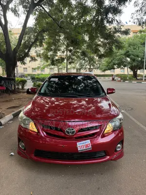 Toyota Corolla S 4dr Sedan (1.8L 4cyl 4A) 2013 Red