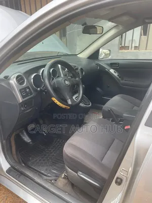 Pontiac Vibe 2005 Silver