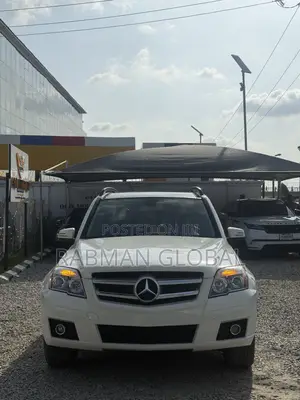 Mercedes-Benz GLK-Class 350 4MATIC 2011 White