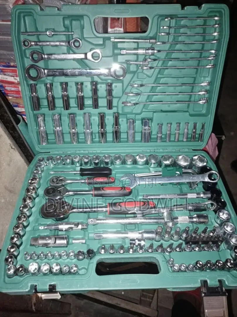 Sets of Sockets
