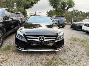 Mercedes-Benz C400 2016 Black