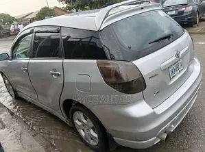Toyota Matrix 2005 Silver
