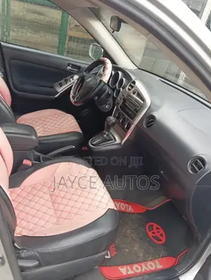 Toyota Matrix 2005 Silver