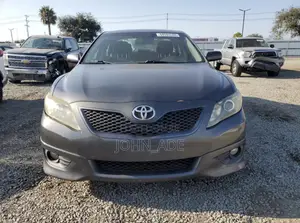 Toyota Camry 2010 Gray