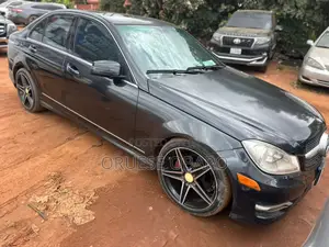 Mercedes-Benz C300 Luxury 4Matic Sedan AWD (3.0L 6cyl 7A) 2012 Gray