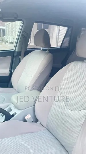 Toyota RAV4 2006 Off white