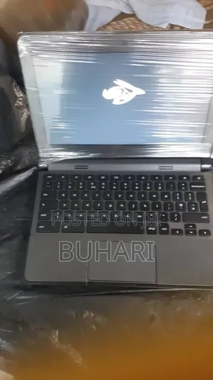 Laptop Apple MacBook Pro 2017 1GB Intel Pentium SSHD+SSD 5T