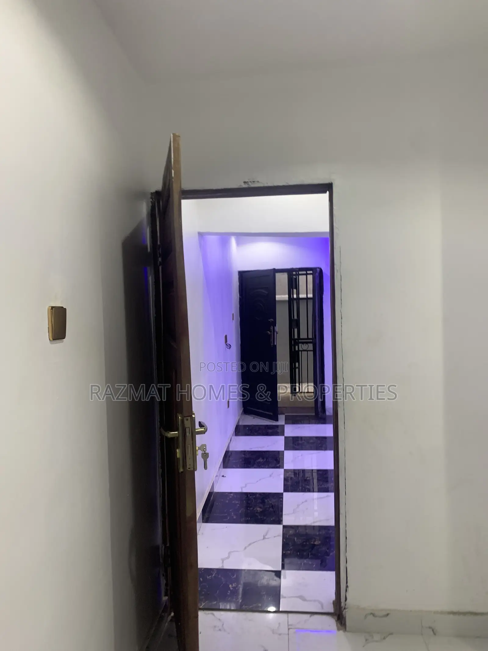 Mini Flat in Itire for rent