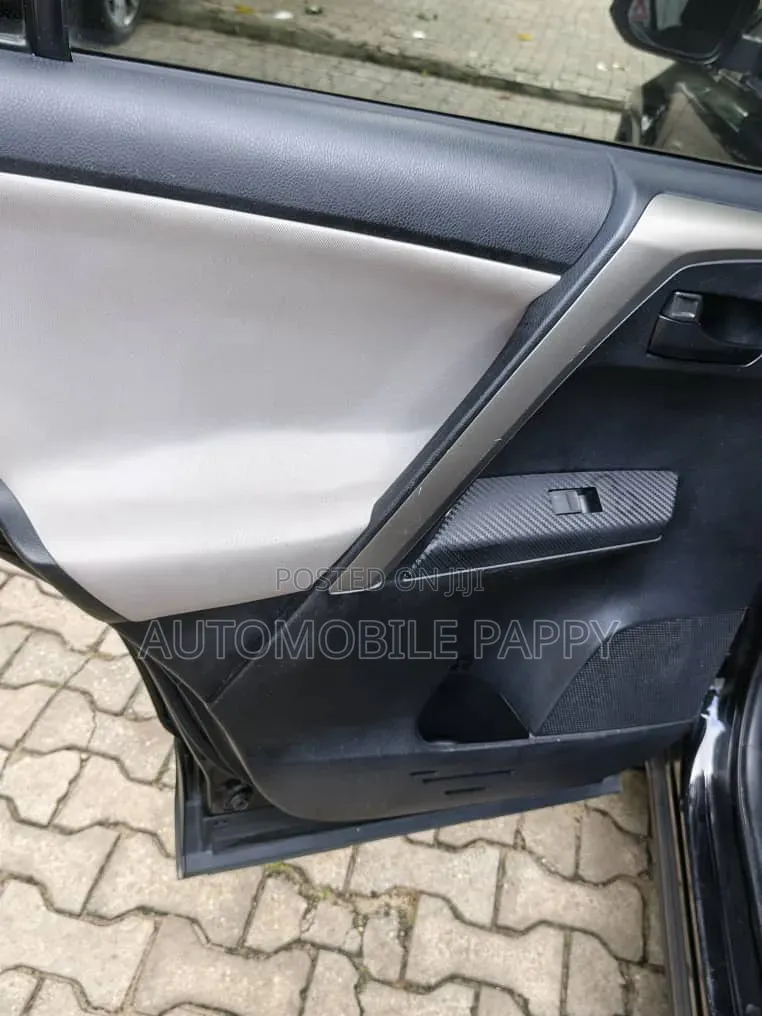 Toyota RAV4 2014 Black