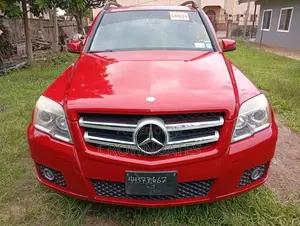 Mercedes-Benz GLK-Class 350 4MATIC 2010 Red