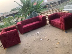 Complete Set of Sofa Made With Good Quality Material and Fabric