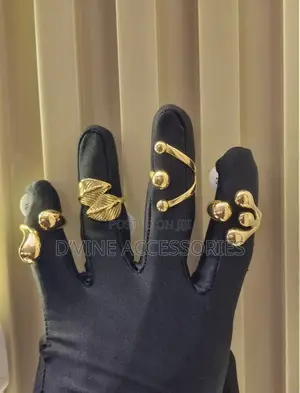 *Fashion Rings*