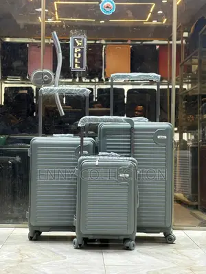 Quality Solid Traveling Luggage Box