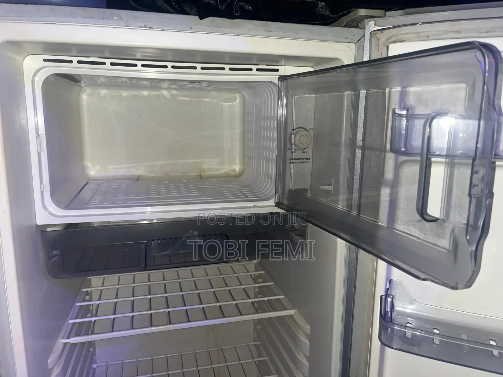 Refrigerator
