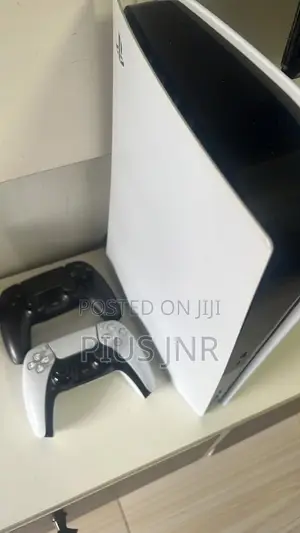 Play Station 5 Slim