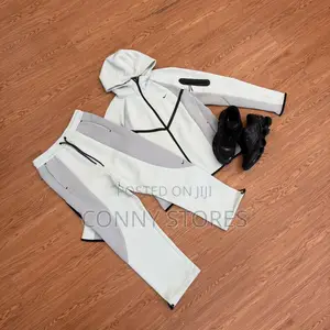 Nike Tech Fleece