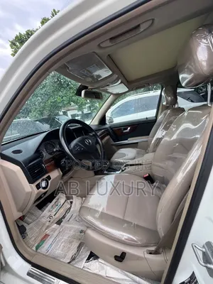 Mercedes-Benz GLK-Class 350 4MATIC 2012 White