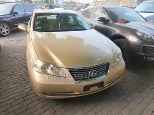 Lexus ES 350 2009 Gold
