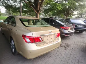 Lexus ES 350 2009 Gold