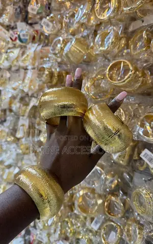 *Chunky Bangles*