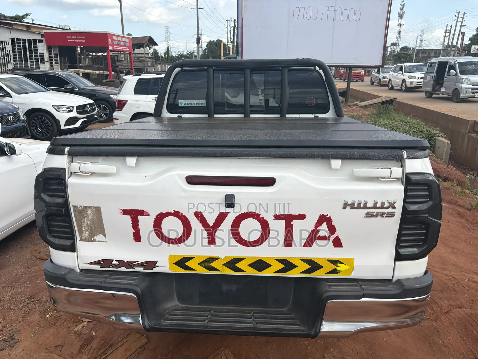 Toyota Hilux 2020 White