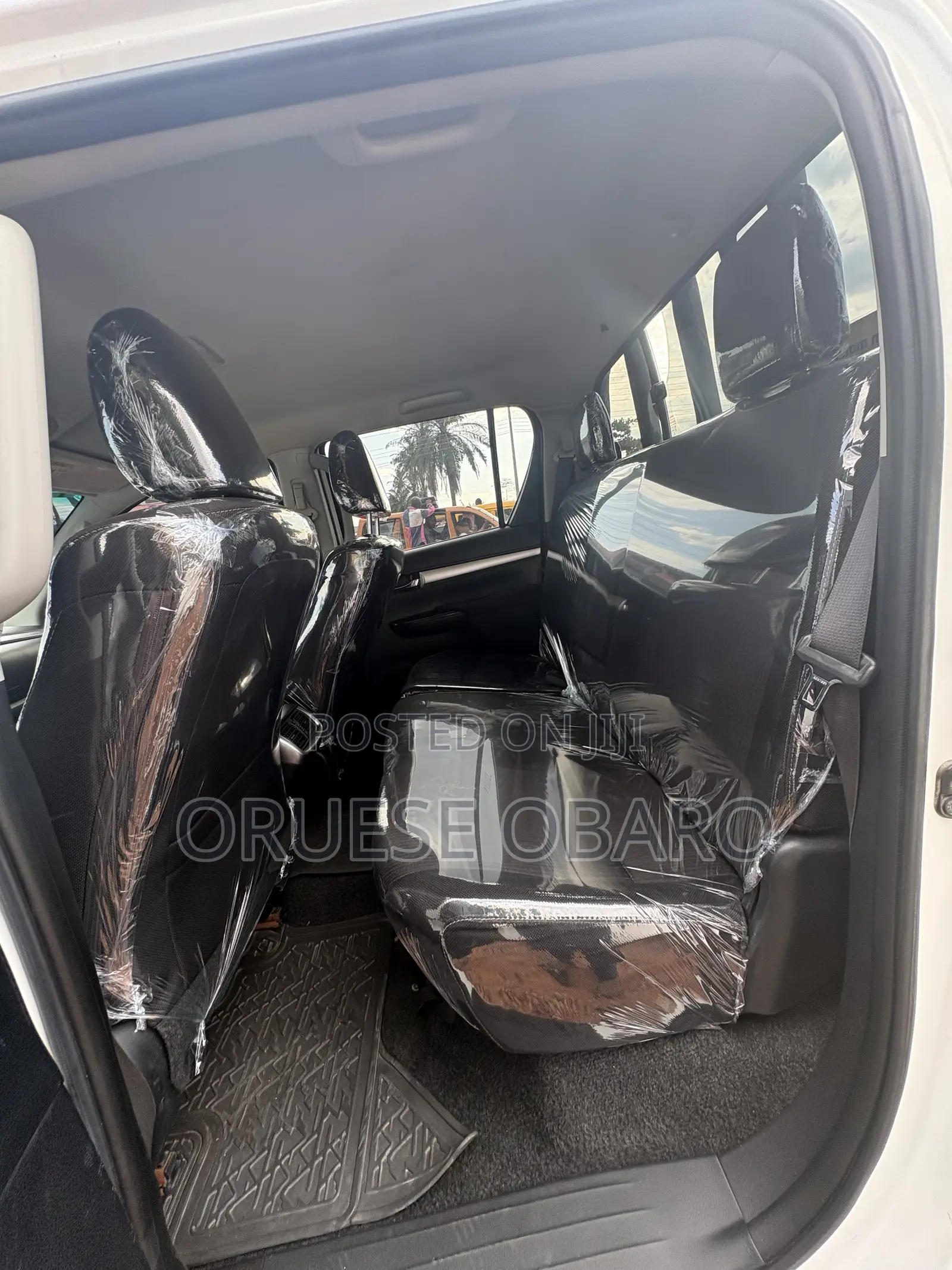 Toyota Hilux 2020 White