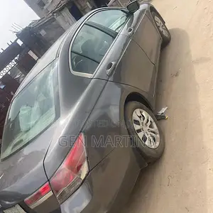 Toyota Camry 2010 Gray