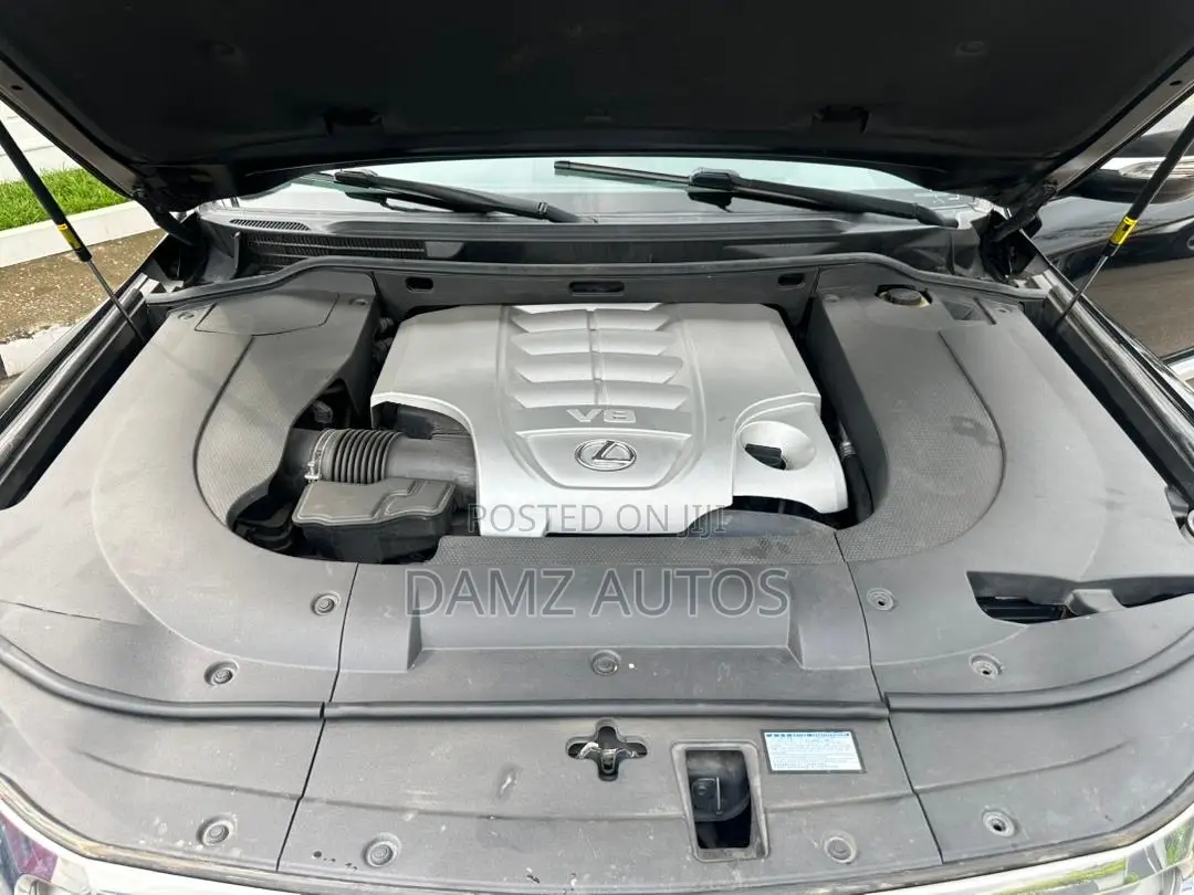 Lexus LX 570 AWD 2014 Black