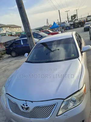 Toyota Camry LE V6 4dr Sedan (3.5L 6cyl 6AM) 2007 Silver