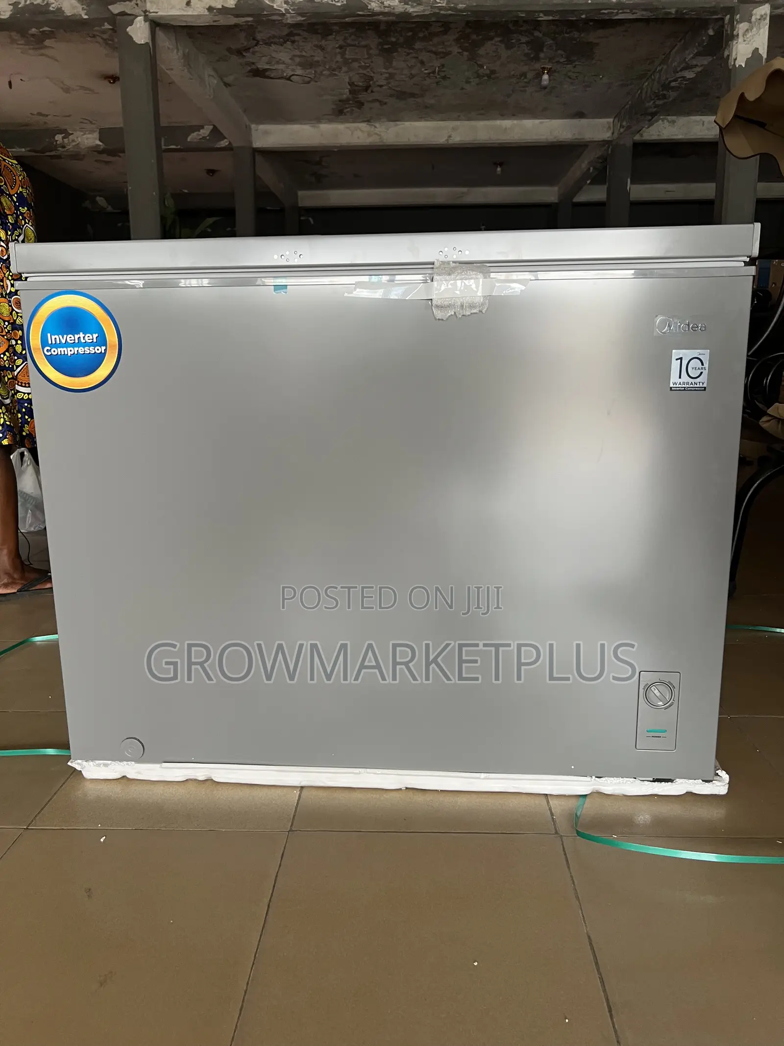 Midea Chest Freezer-290l Inverter Compressor