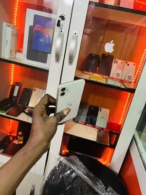 Apple iPhone 11 128 GB White