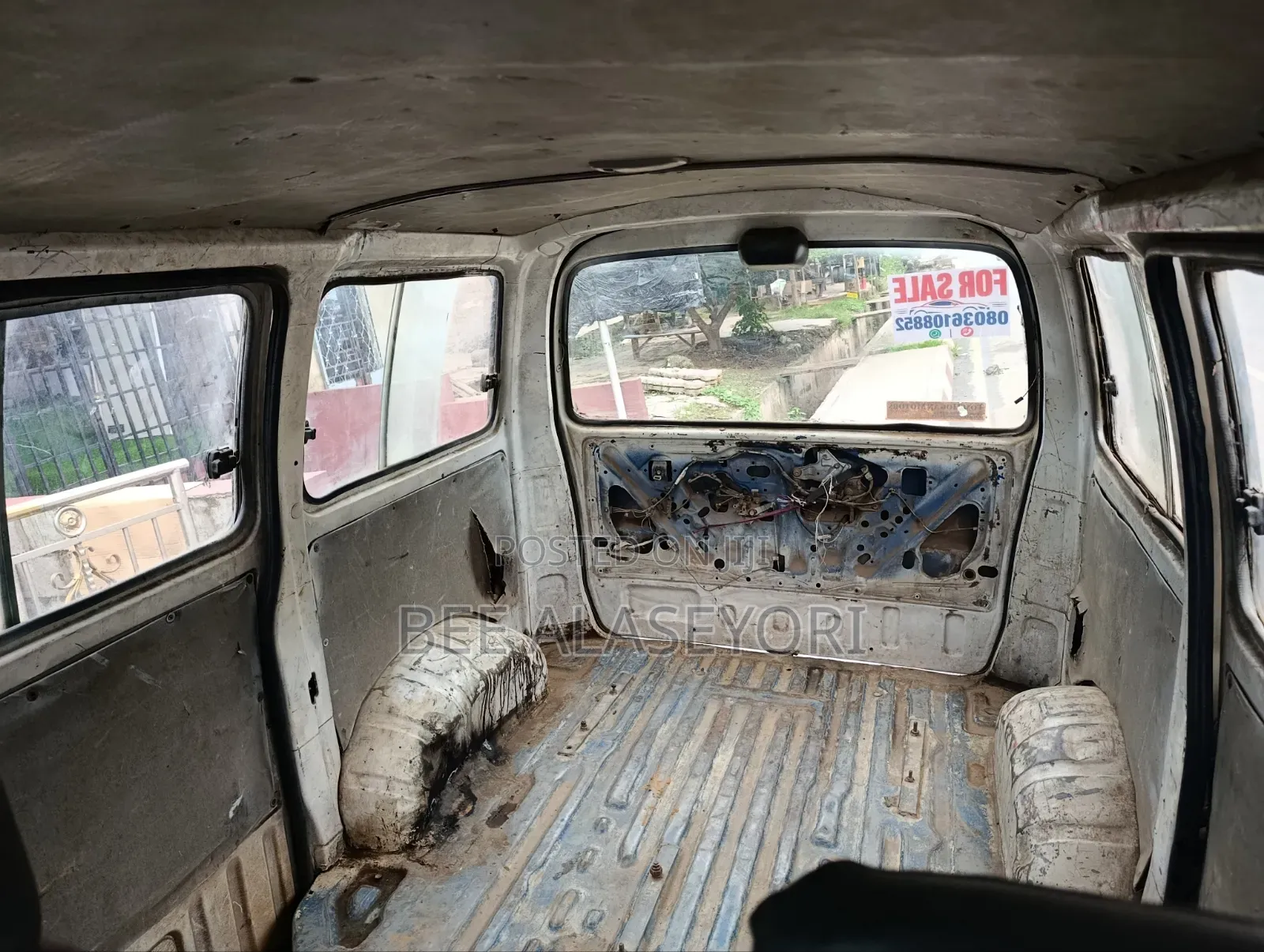 Toyota HiAce 1998 White