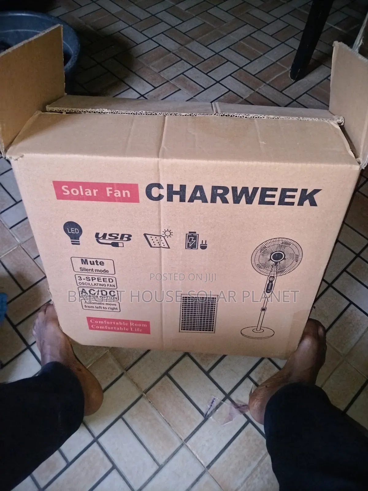 Charweek Solar Standing Fan